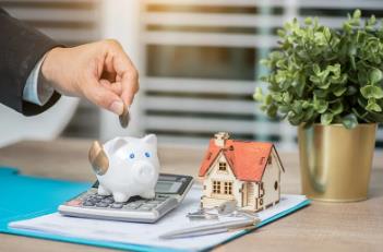 波兰总理图斯克宣布“中央交通港”更名为“波兰港”