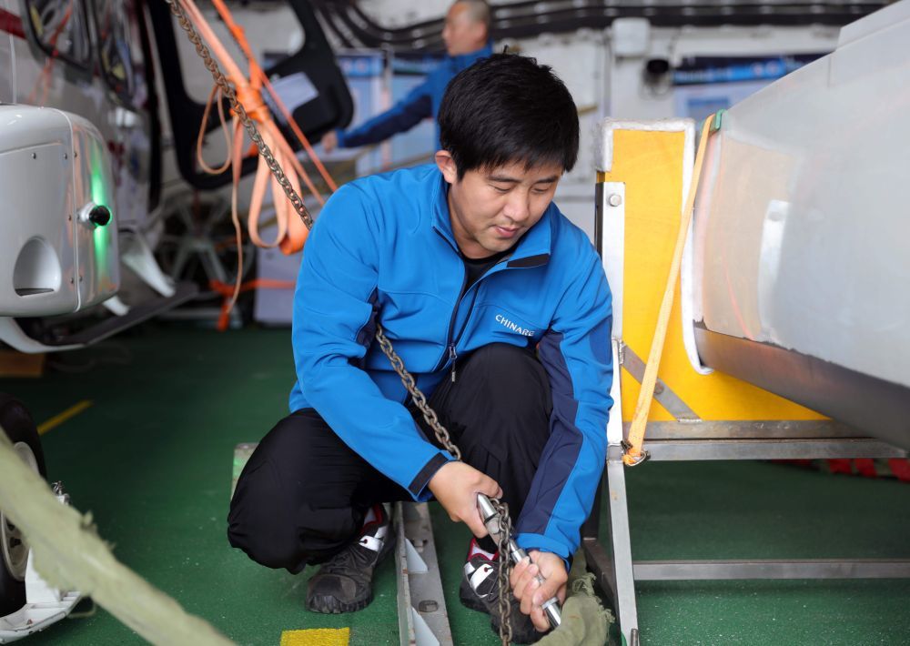 中国第41次南极考察队“雪龙2”号凯旋