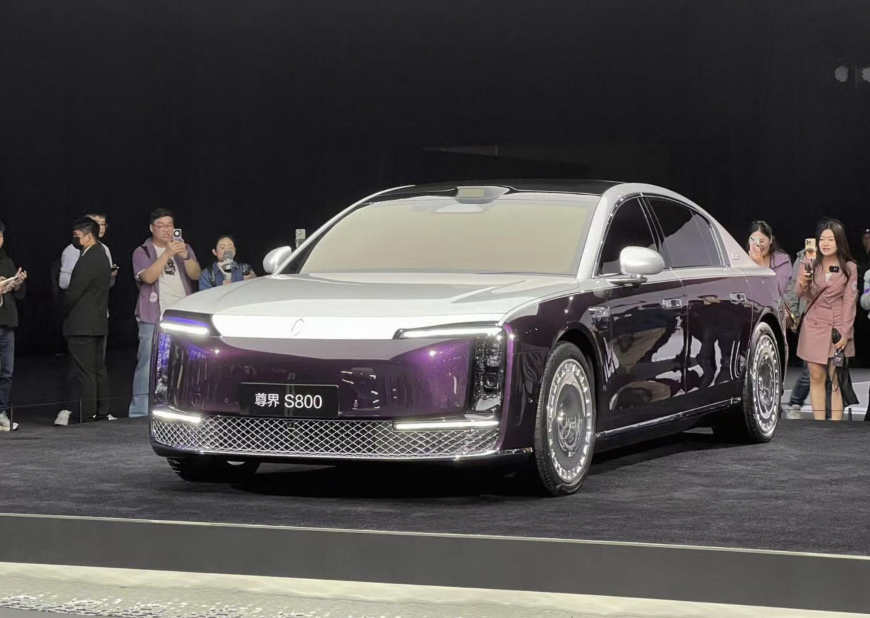 江淮集团项兴初：尊界项目投入已超百亿