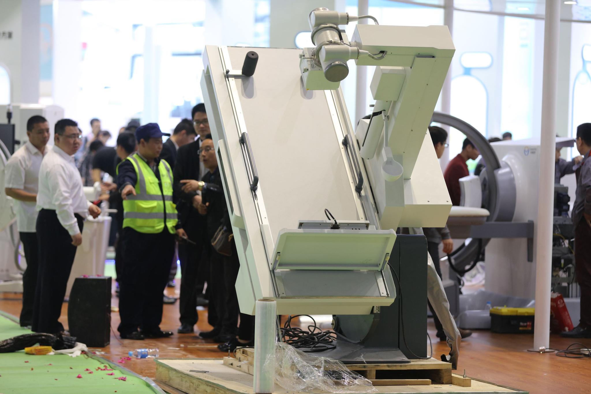 迈瑞医疗获得外观设计专利授权：“机头顶盖”