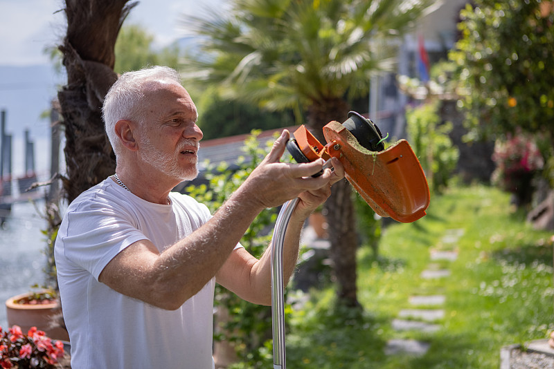 拓邦股份获得发明专利授权：“割草机视觉回站方法及系统”