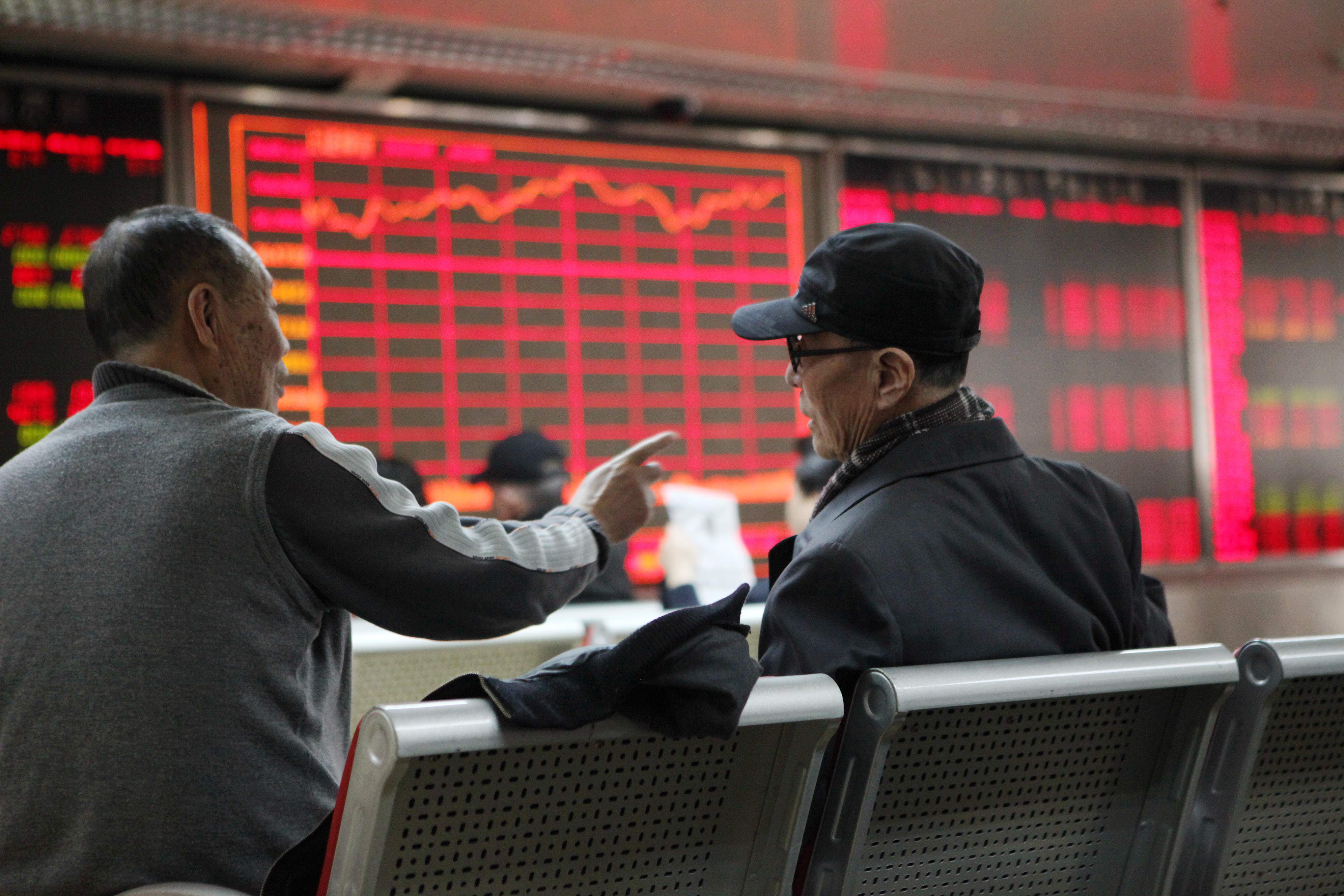 【财经分析】债市利率震荡下探 三季度表现依旧可期