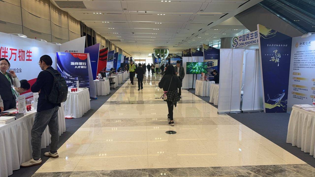 AI独角兽九章云极进军AI新云赛道