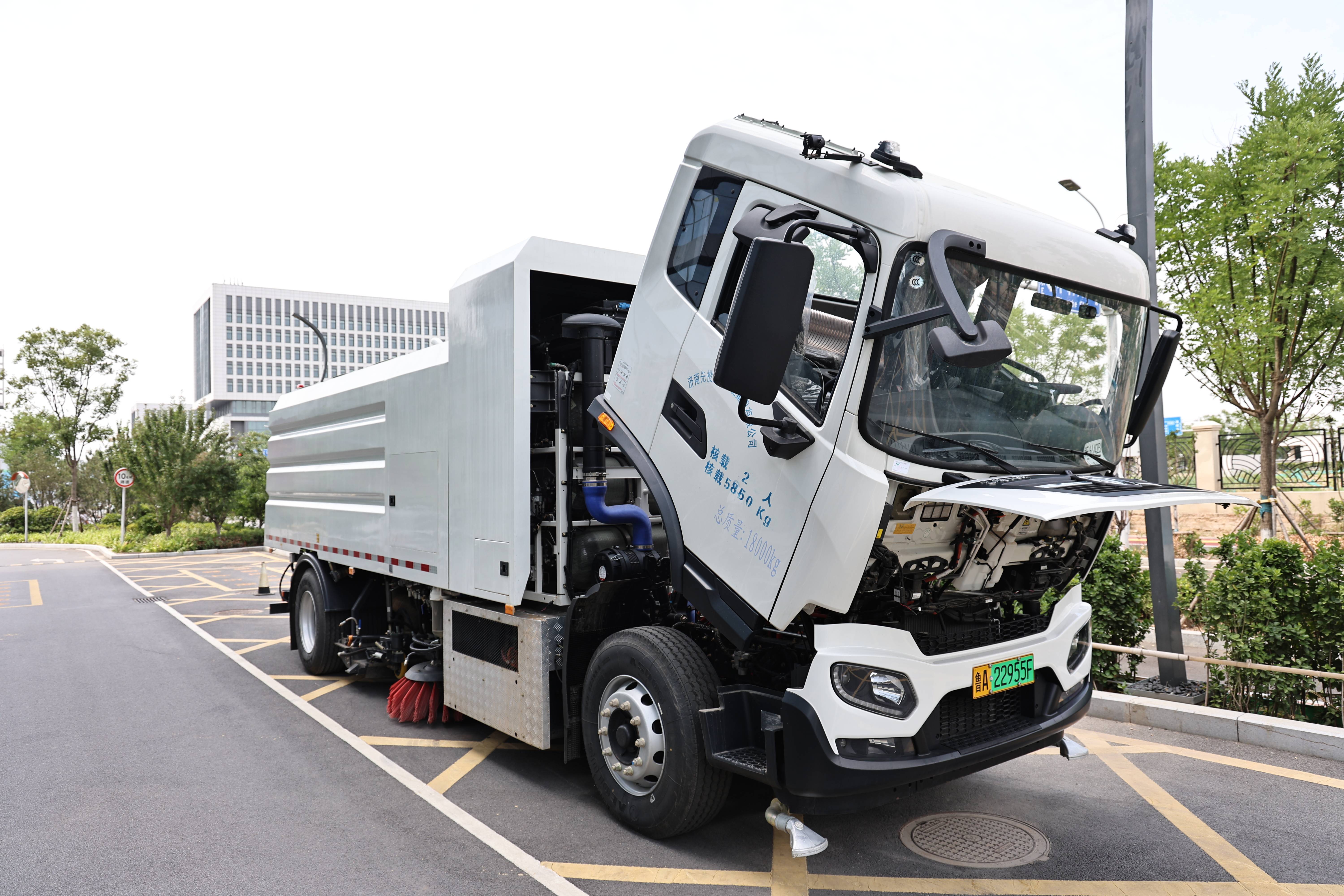 机构：燃料电池汽车进入放量提速期