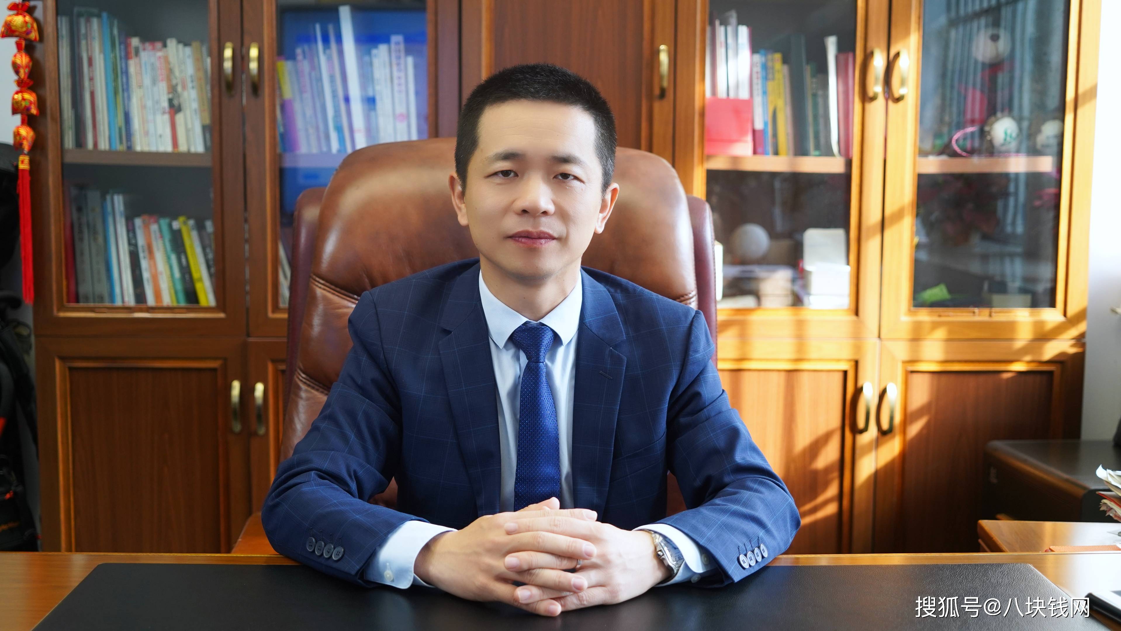 院士董事长肖伟辞职背后：康缘药业两大王牌产品“滞销”拖累业绩，2.7亿关联交易豪赌创新药暂未“结果”