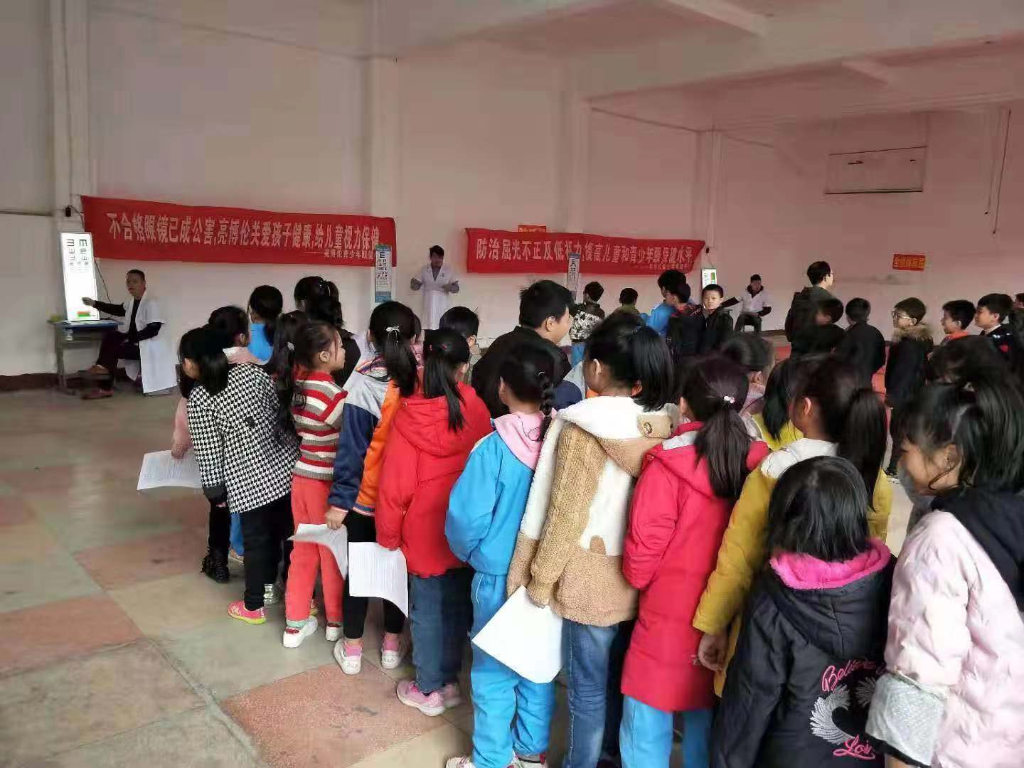 奥运精神激荡校园，袋鼠妈妈青春美校园公益行第六站走进西安