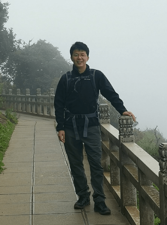 梁腾：狂人日记