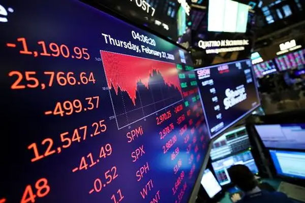 硅能源概念下跌2.85%，主力资金净流出39股