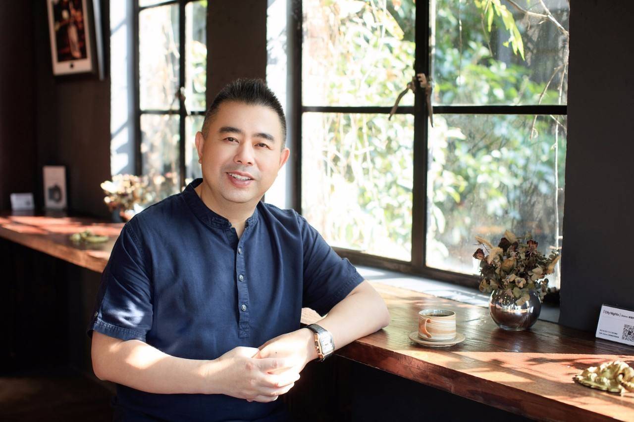 “鞋王”王振滔18.51亿“卖身”康华生物，后者净利三连降，逾7亿对赌悬顶