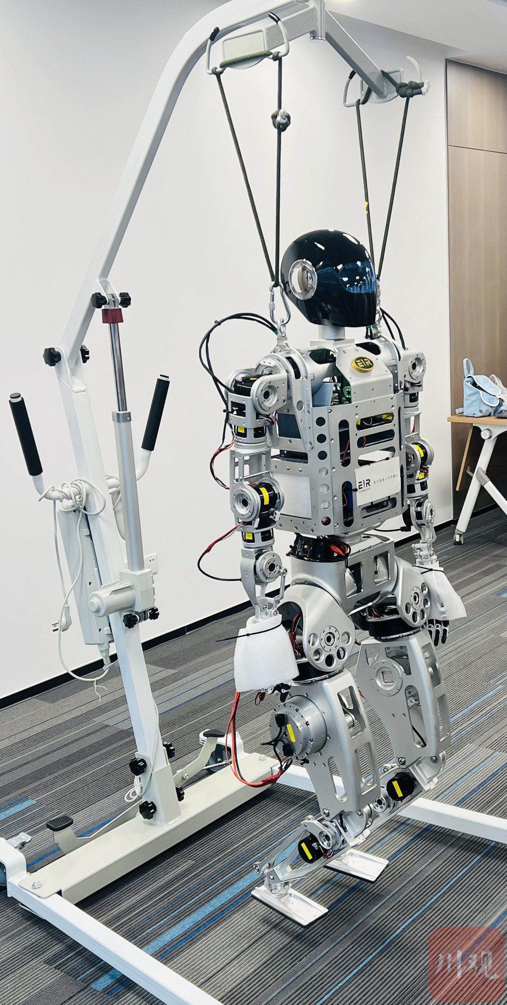 人形机器人公司加速进化完成新一轮融资