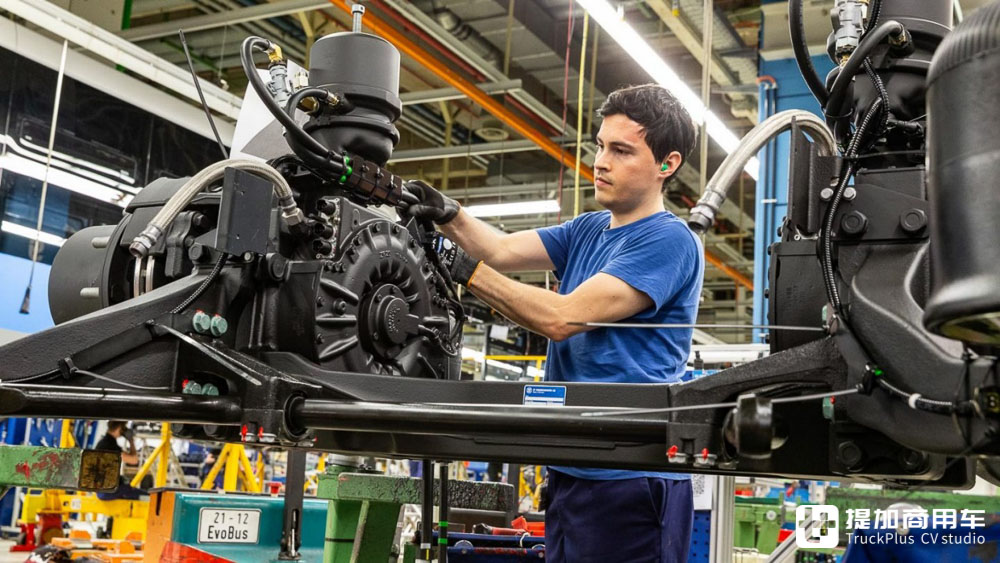 宇通客车获得发明专利授权：“车辆及车辆的车桥提升控制方法”