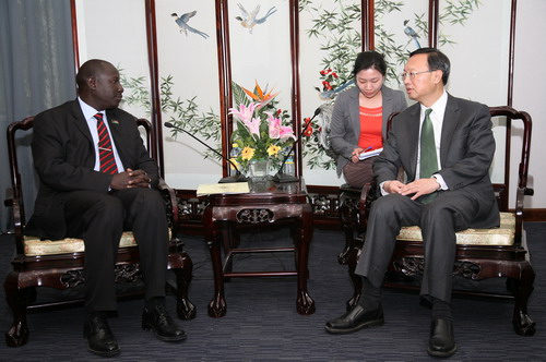 苏丹新政府任命五位部长