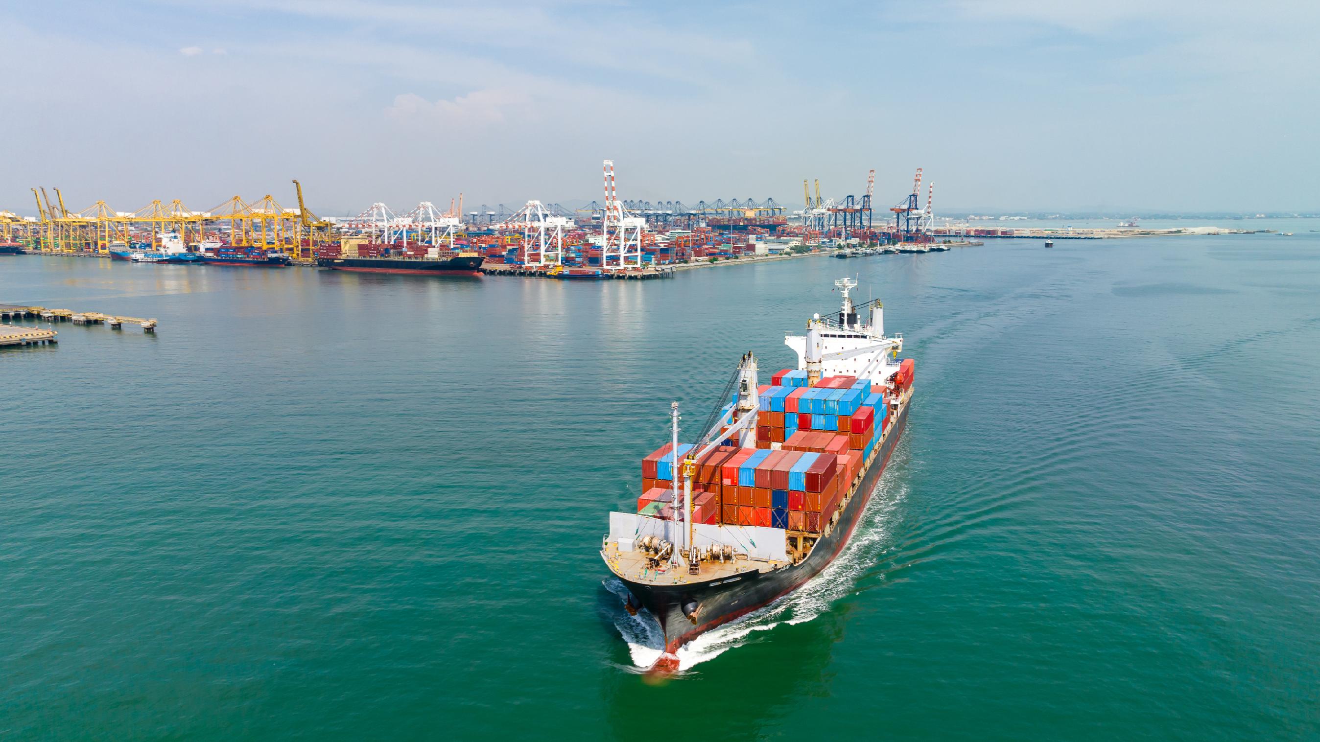 向上向好！多角度解码前7个月我国货物贸易进出口数据