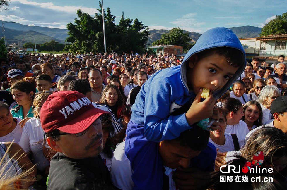 哥伦比亚前11个月侨汇收入达119.2亿美元