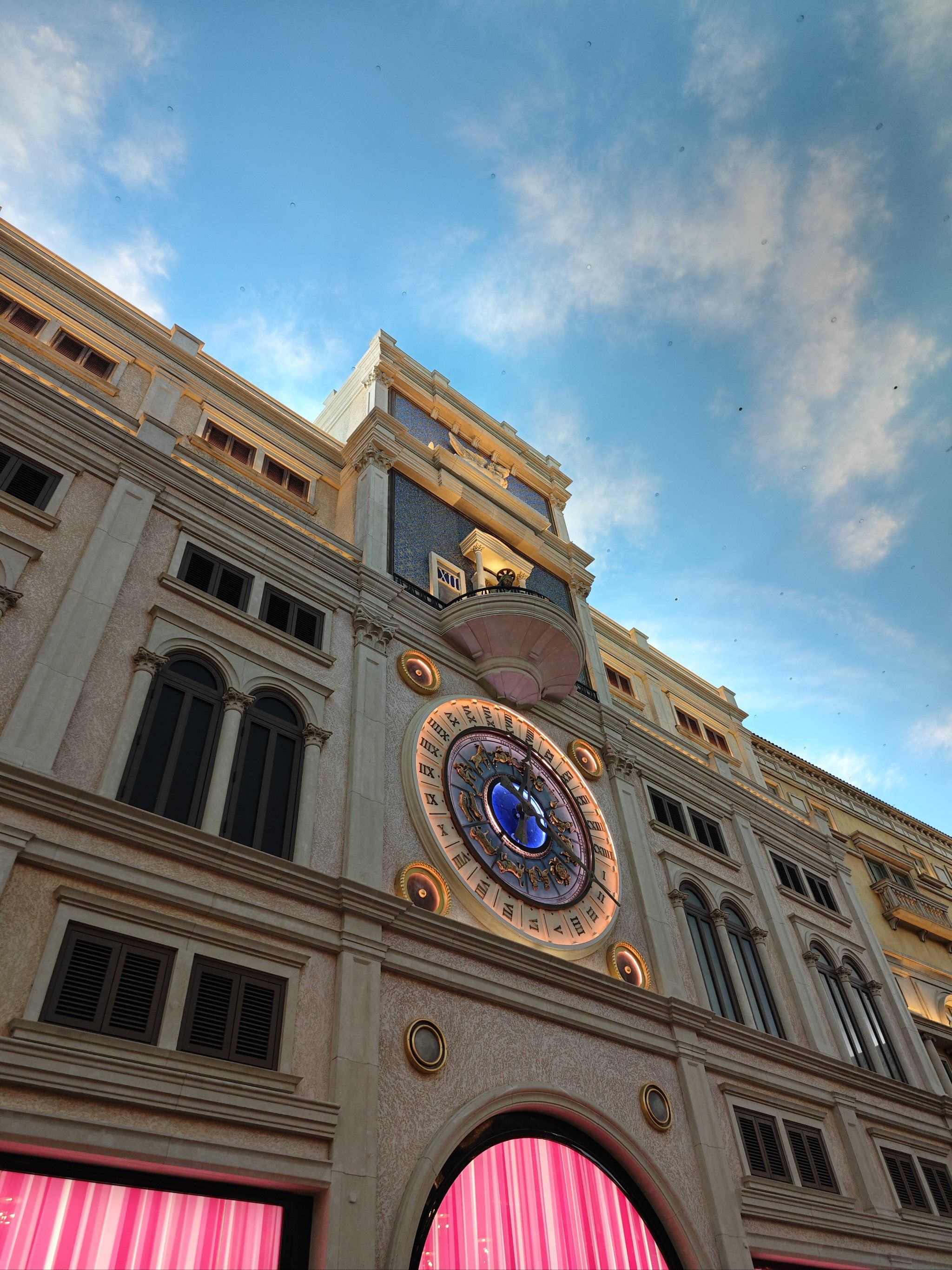 澳门累计发行或上市债券超千笔 市场规模突破万亿澳门元