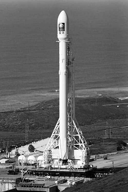 江龙船艇：公司暂无火箭海上回收相关业务