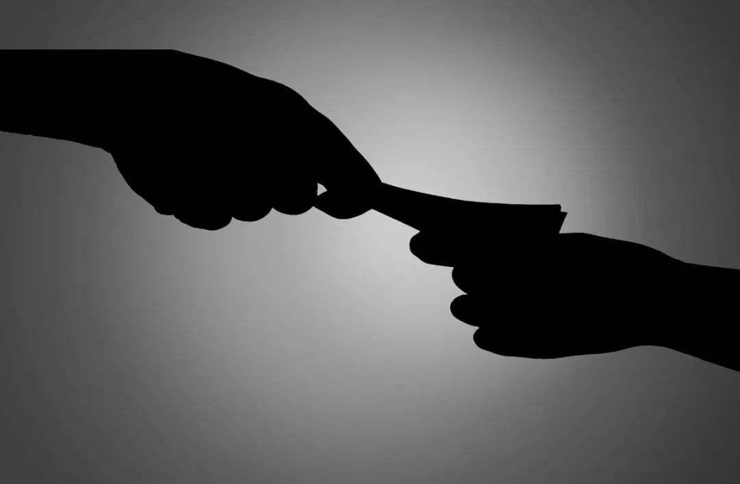 吉影子经济规模达3080亿索姆