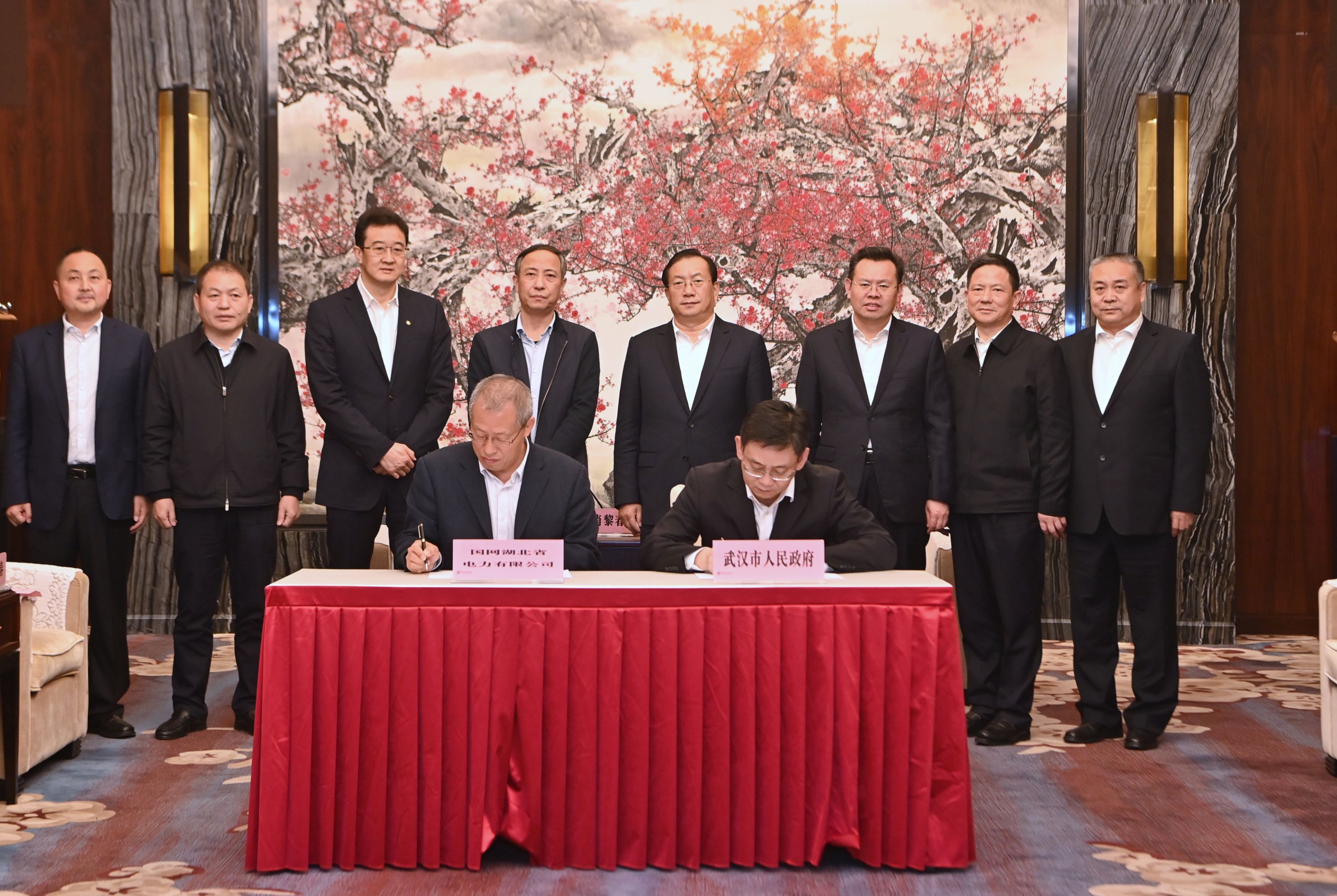 湖北省人大代表、中贝通信董事长李六兵：建议多措并举推动湖北AI产业高质量发展