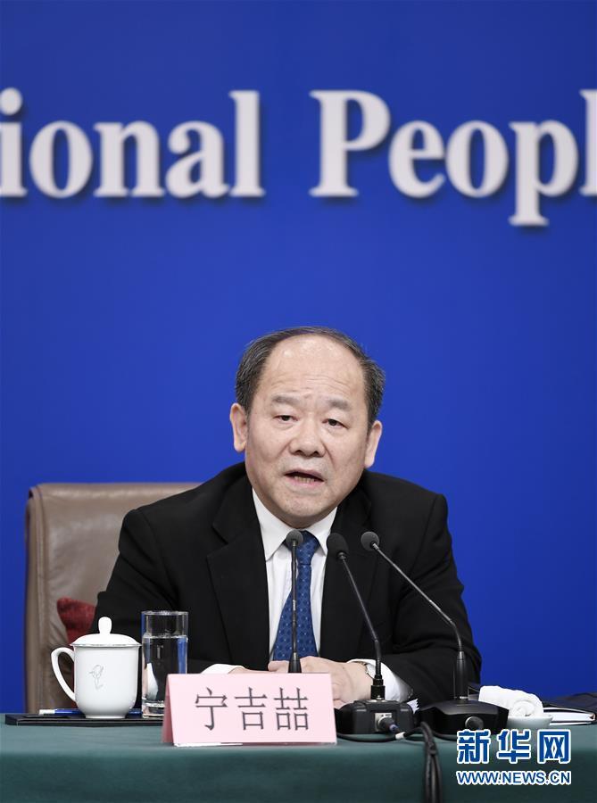 何立峰出席中国-加拿大贸易与投资晚宴时指出 中加应携手推动双边经贸关系稳定健康可持续发展