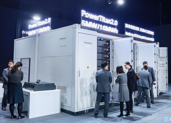 江淮汽车获得发明专利授权：“用于通讯域控制器的分层级电源管控方法”