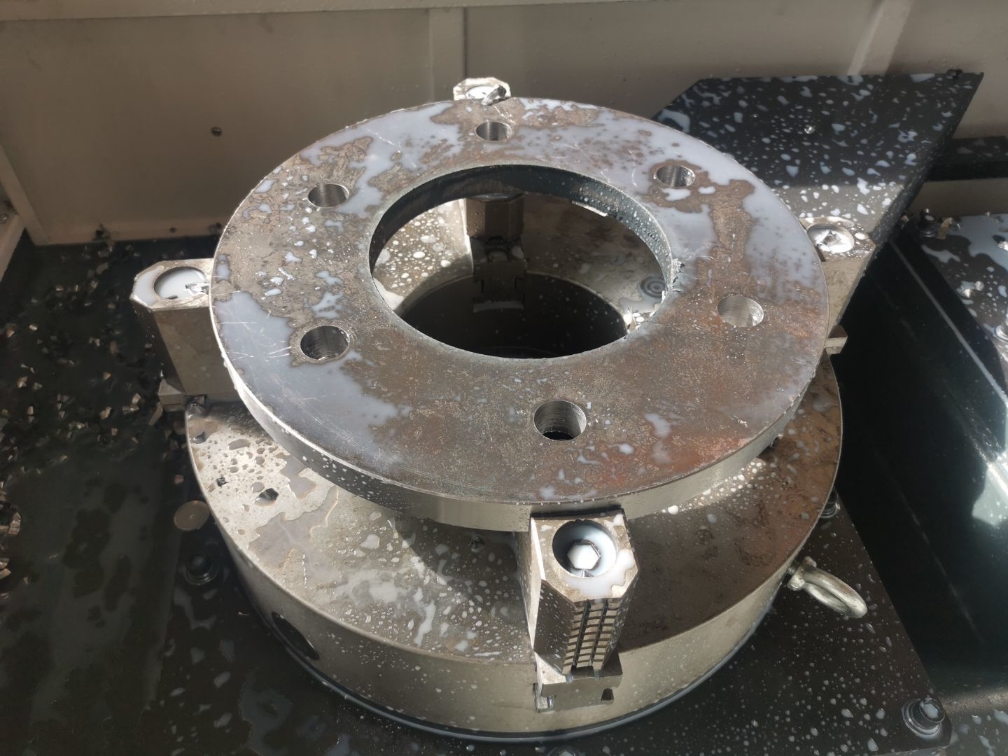 厦门钨业获得发明专利授权：“一种基于匹配小波深度迁移学习的铣削加工刀具磨损检测方法”