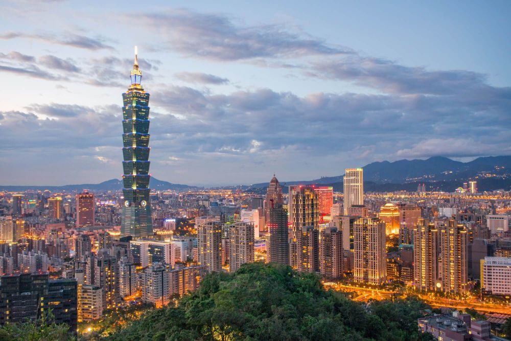 沙利文：2025上半年中国智慧零售破百亿，腾讯占比第一