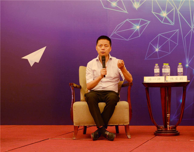 中国贸促会副会长刘健男会见南非贸易、工业和竞争部部长帕克斯・陶一行