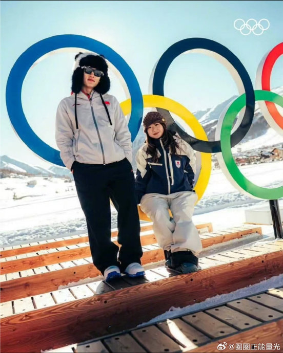 苏翊鸣获得米兰冬奥会中国代表团首枚奖牌；央行连续第15个月增持黄金；我国成功发射可重复使用试验航天器；飞天茅台价格全线上涨丨每经早参