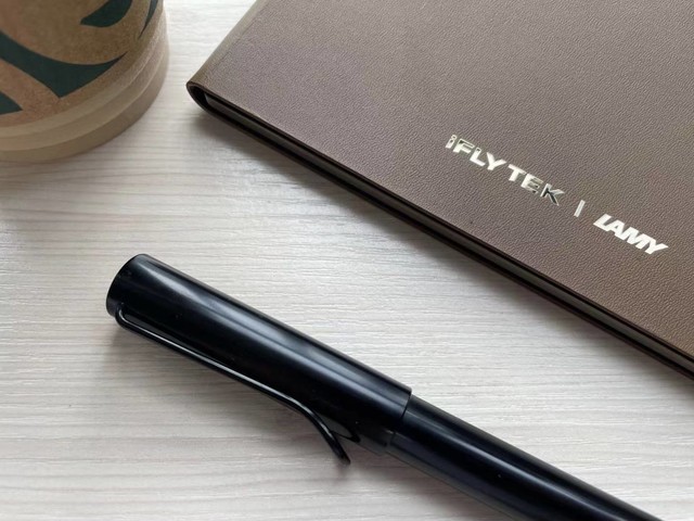 科大讯飞获得实用新型专利授权：“智能触控笔”