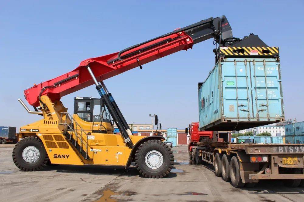 瑞达期货密集资本运作谋转型，管理层频繁变动，合规短板成掣肘