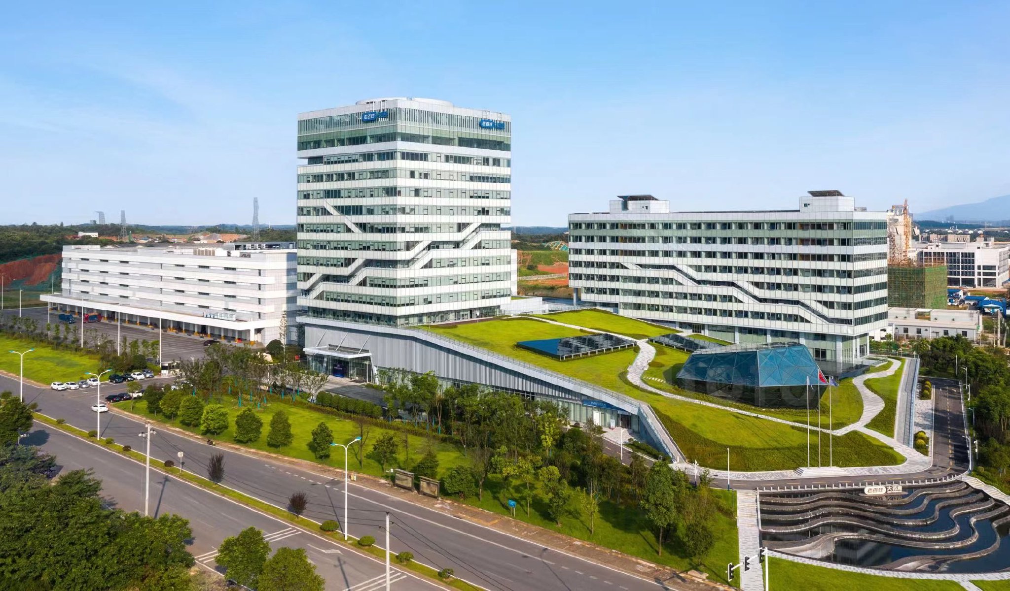 华虹公司收购华力微议案获股东大会通过