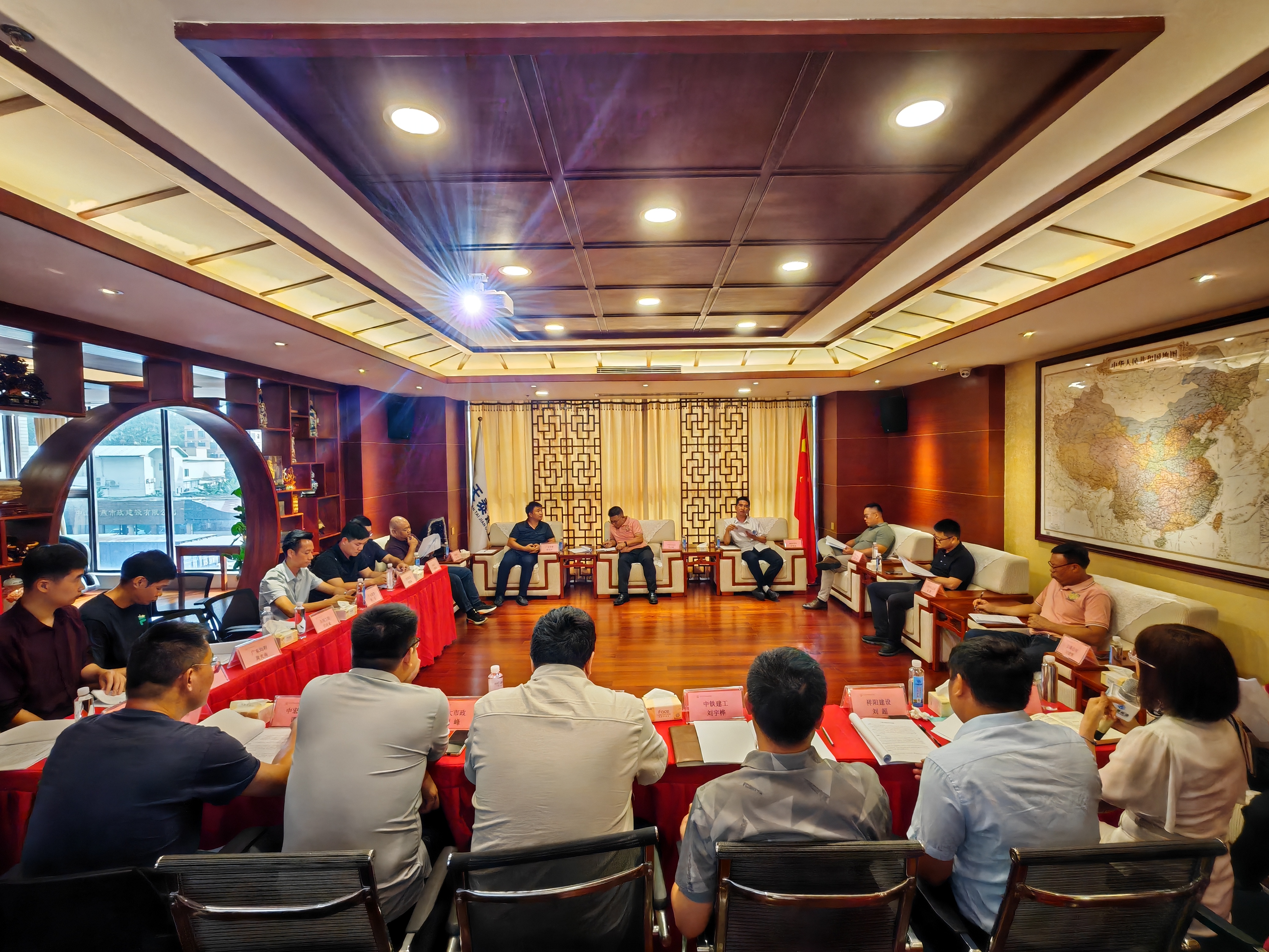 上海市住房城乡建设管理委召开2026年度住建行业科技工作座谈会