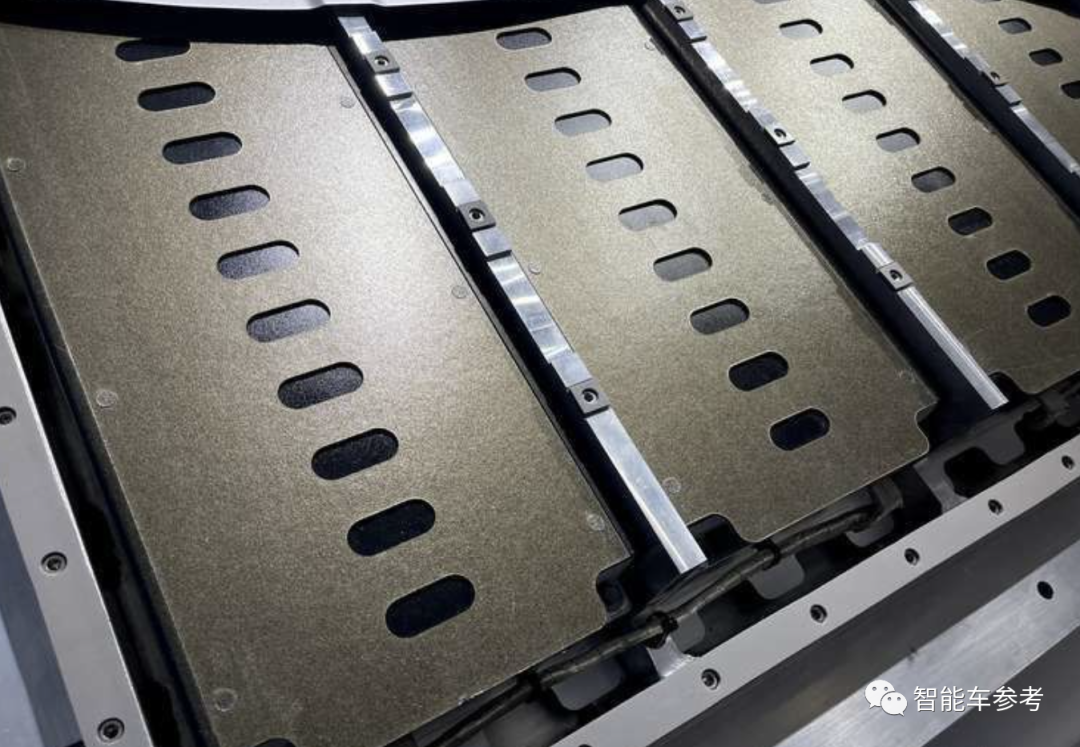 比亚迪公布国际专利申请：“隔热组件、电池模组及用电设备”