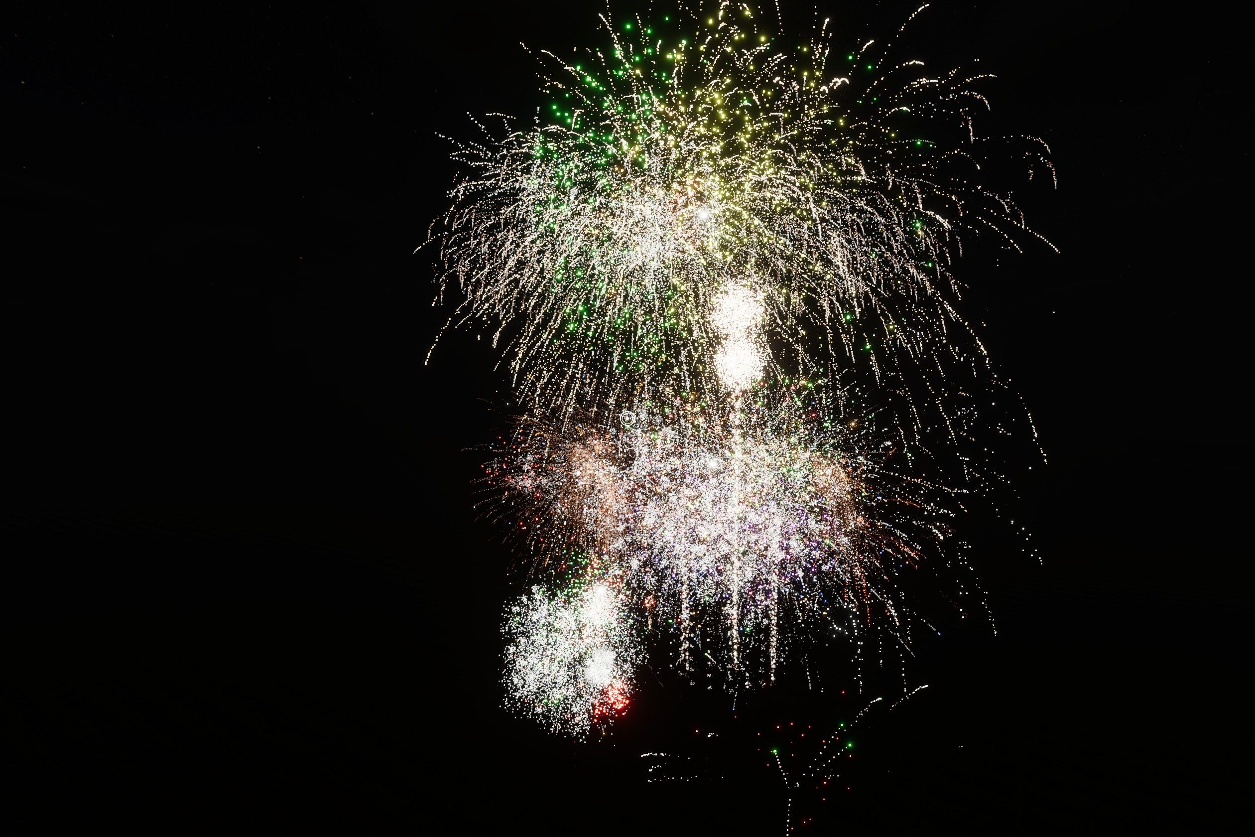 赛迪顾问：春晚夜空“赛博烟花”，点亮中国无人机产业高光时刻