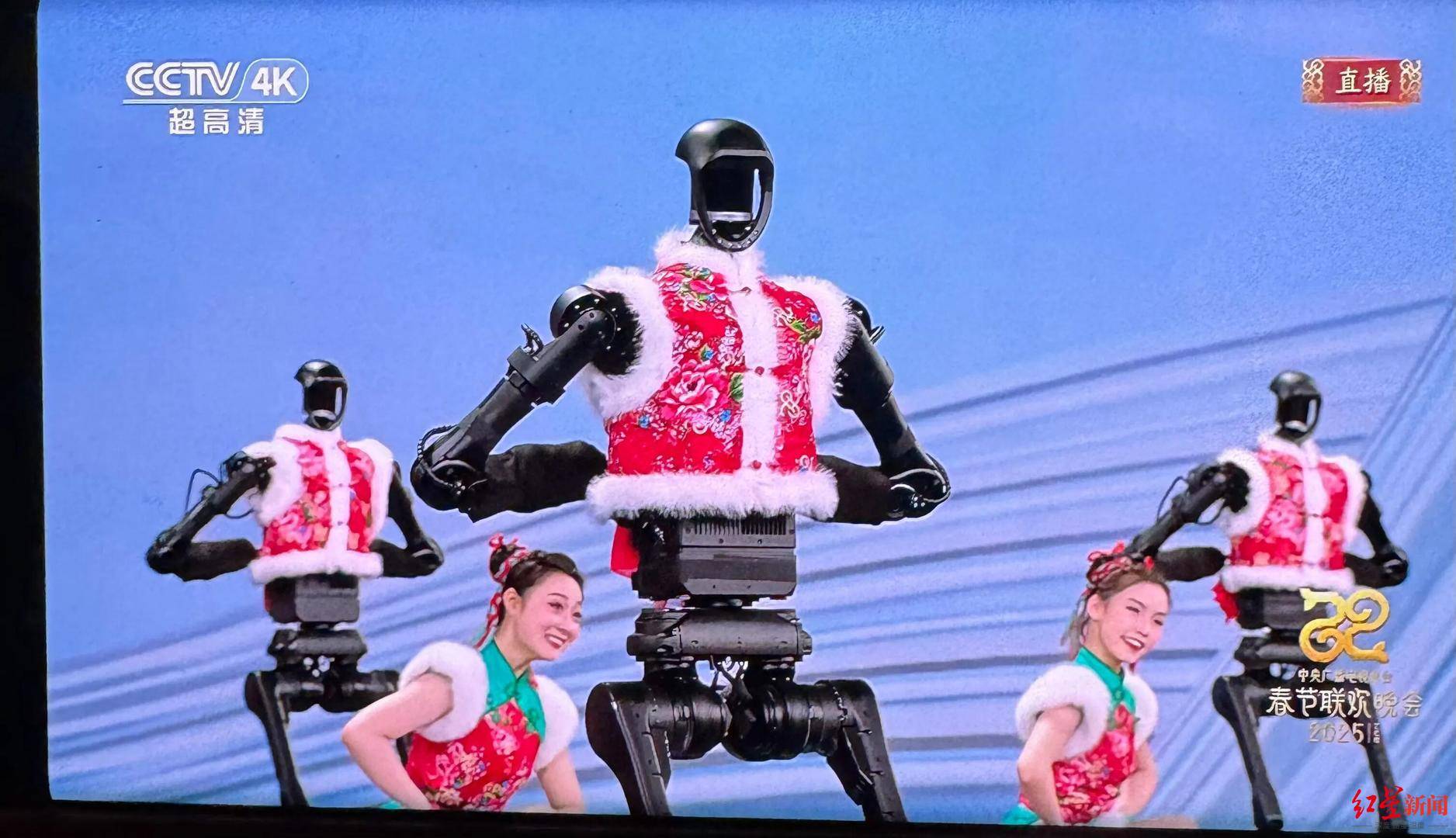 中国春晚机器人“火出圈”
