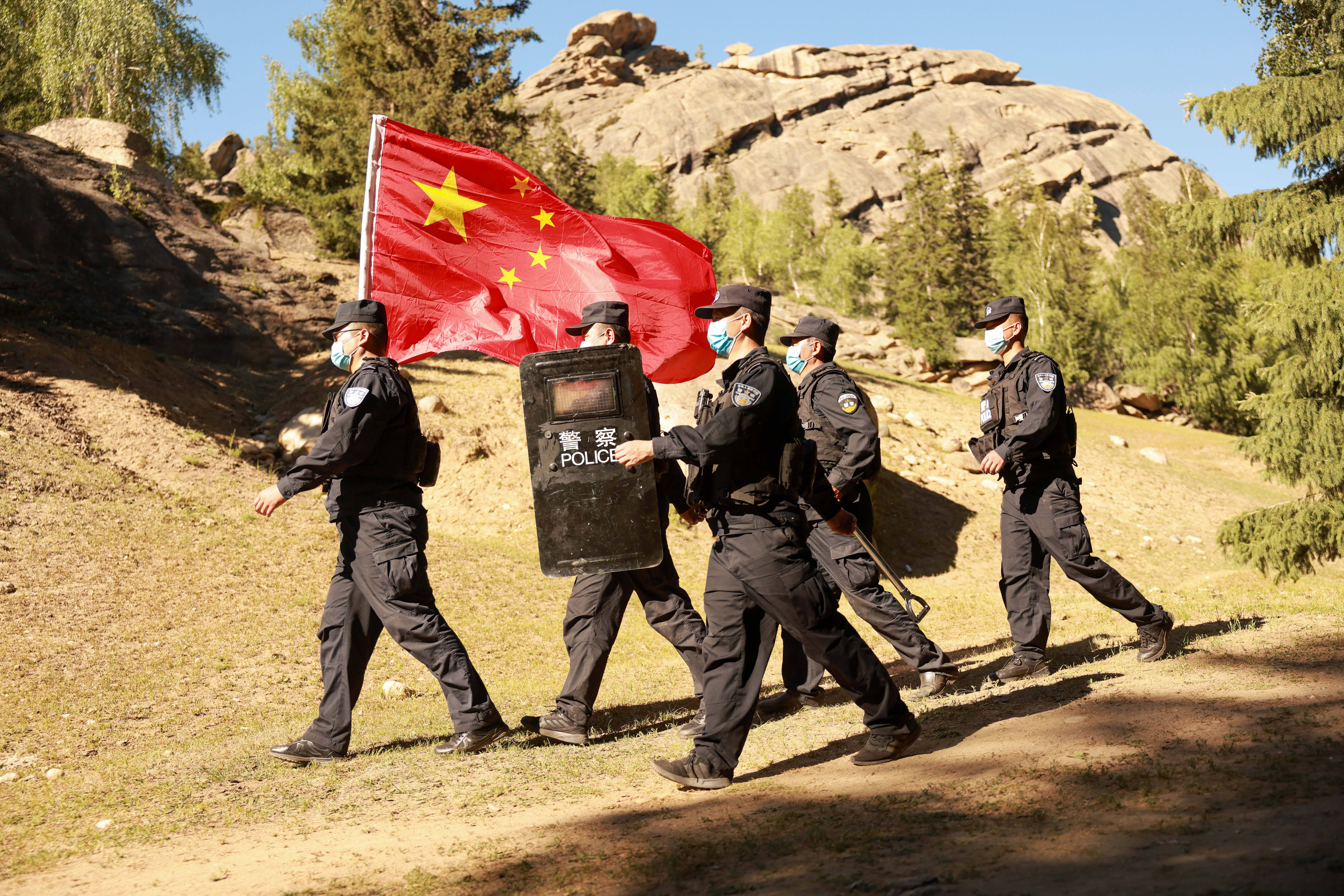 跨越万里的健康奔赴:当新春暖意涌向西部边关