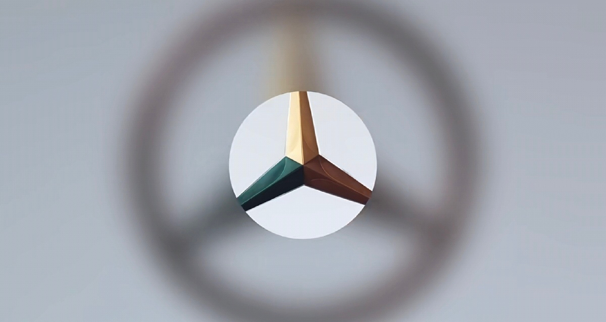 段建军的闪辞和康林松的来访 该如何解读奔驰中国新策略