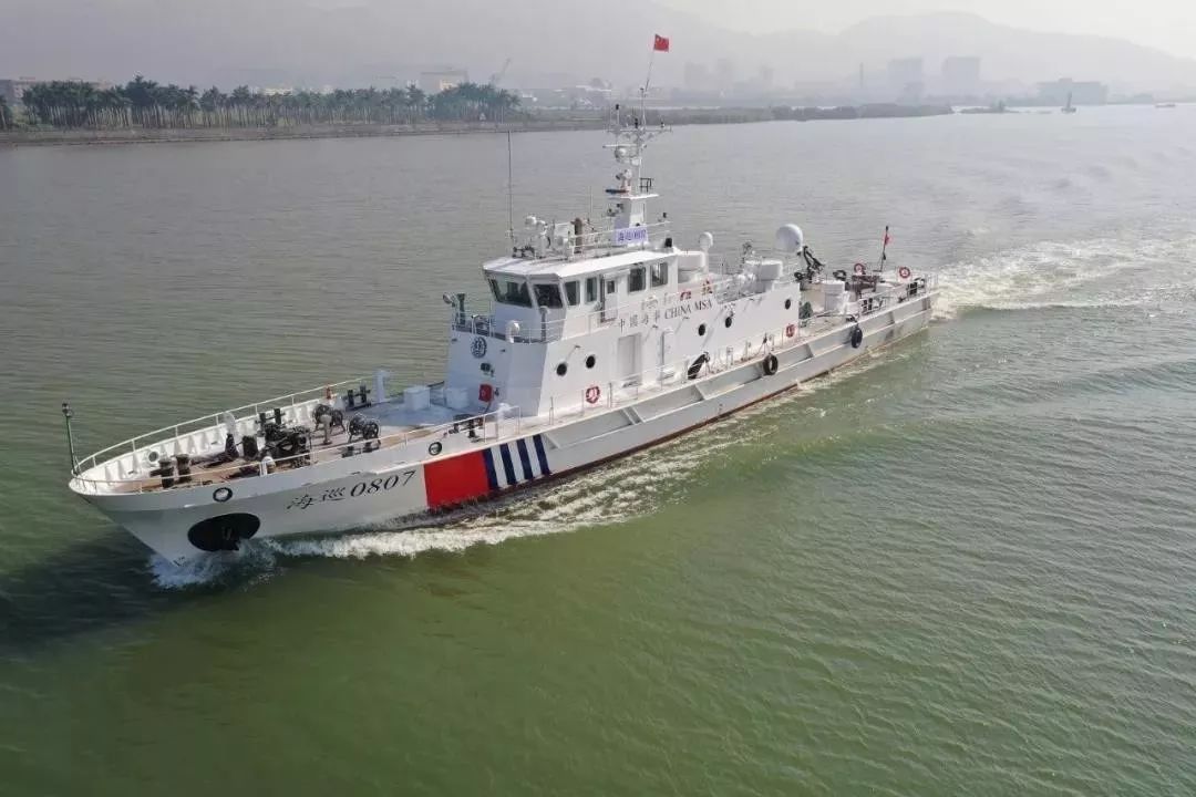 核心业务高度承压，江龙船艇预计2025年现上市首亏，股东密集减持套现