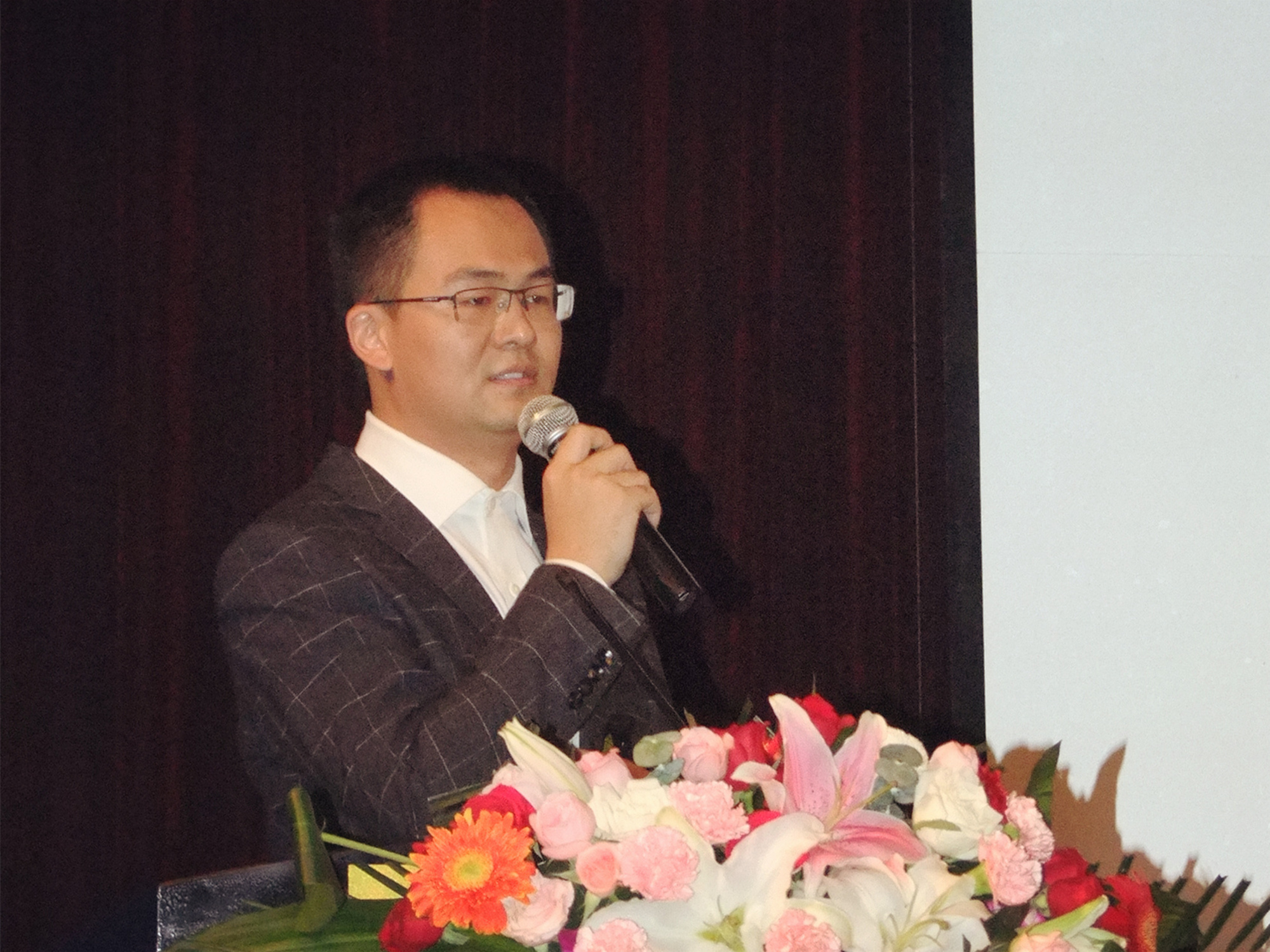 秋乐种业获得发明专利授权:“一种小麦的抗逆性栽培装置及方法”