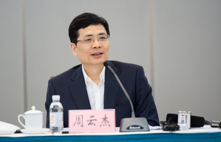 全国人大代表周云杰提四份建议 涉及新型工业化、人工智能、人口老龄化等领域