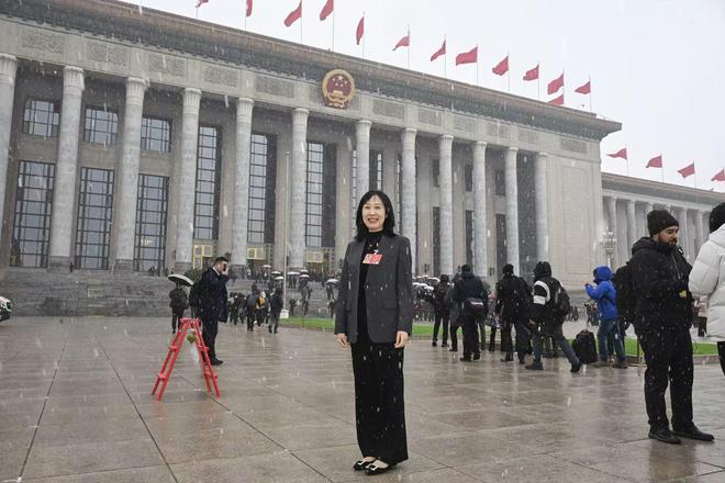 全国人大代表周燕芳：建议构建国家级智驾数据共享标准及平台