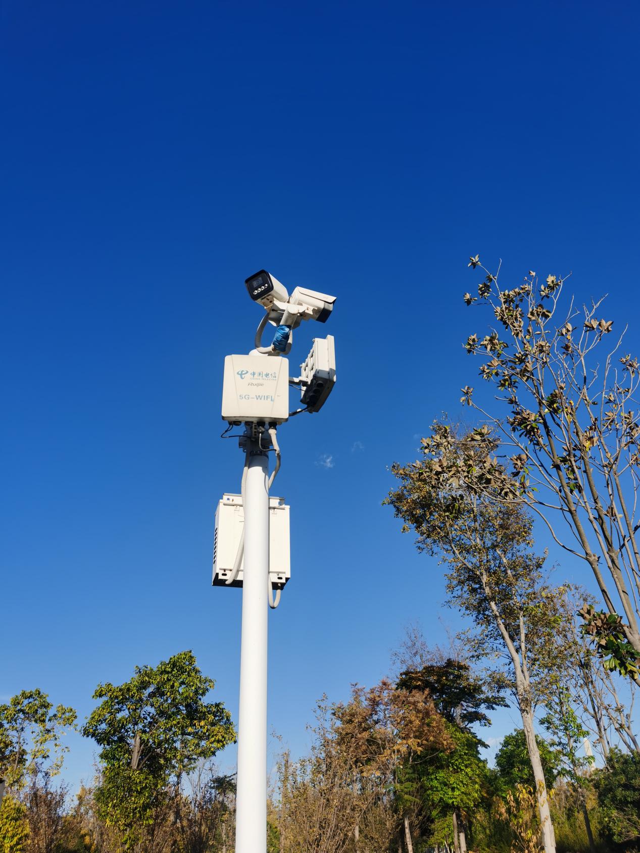 全国人大代表、中国信科工程师刘武: 加快“光纤上车”脚步 破解智能网联汽车“带宽焦虑”