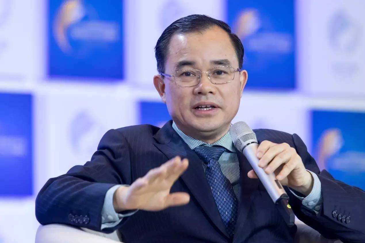 全国人大代表、长安汽车董事长朱华荣： 培育全球领军车企 加快自动驾驶产业制度供给