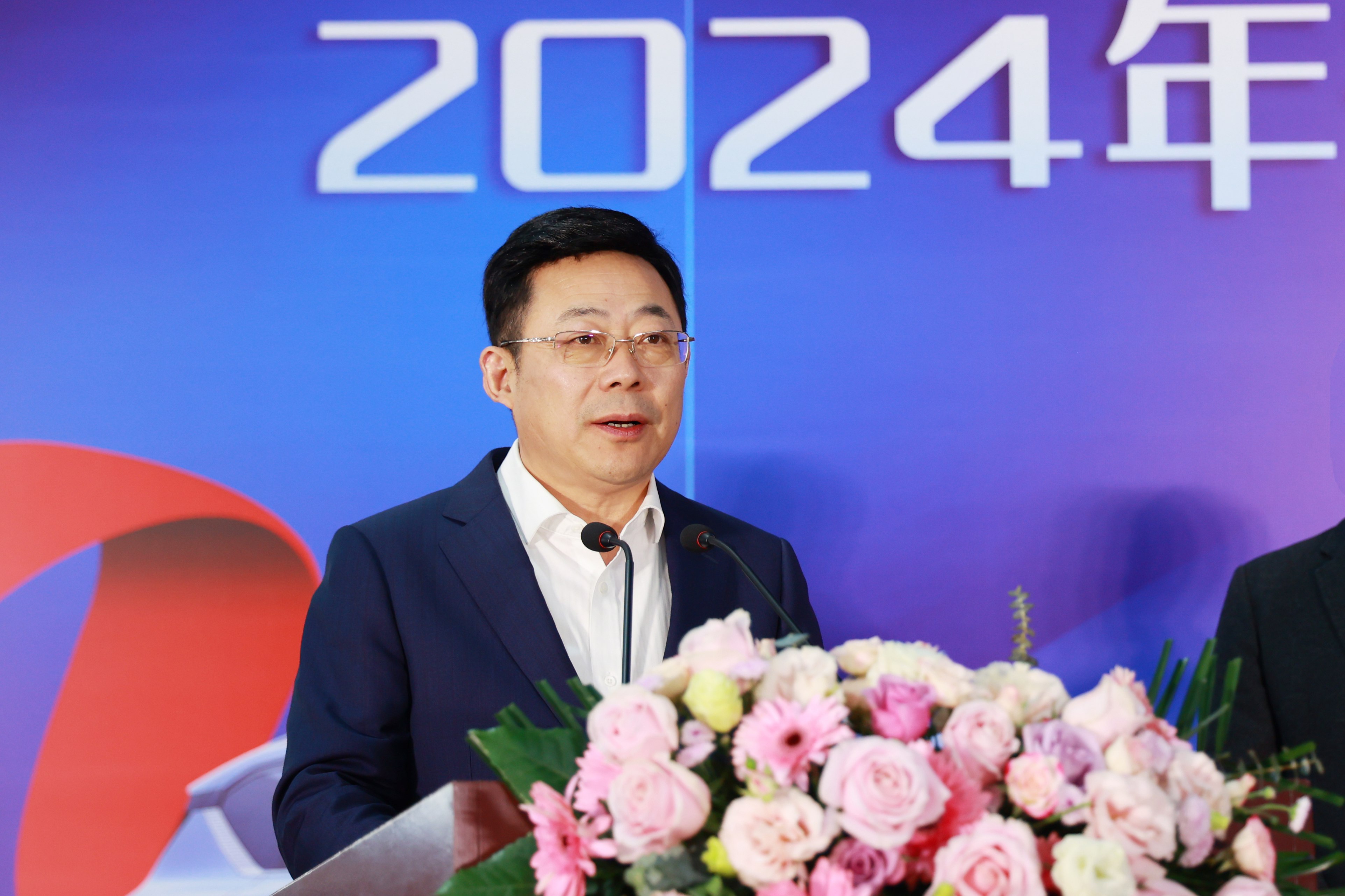 专访全国人大代表、悦达集团董事长张乃文：建议加快推广车网互动