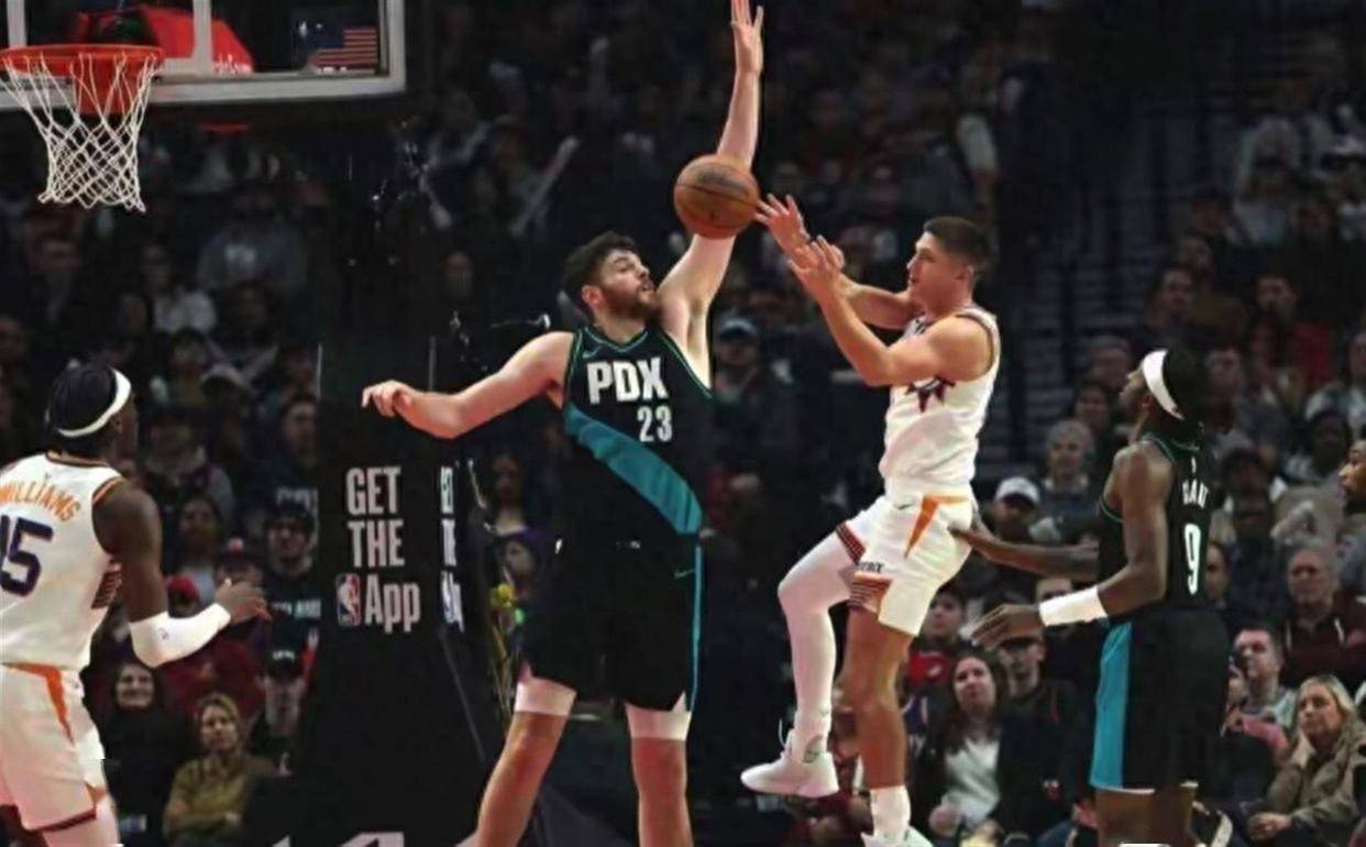 智能驾驶成了“闯祸精”：技术狂飙引发信任危机｜“315”特别策划