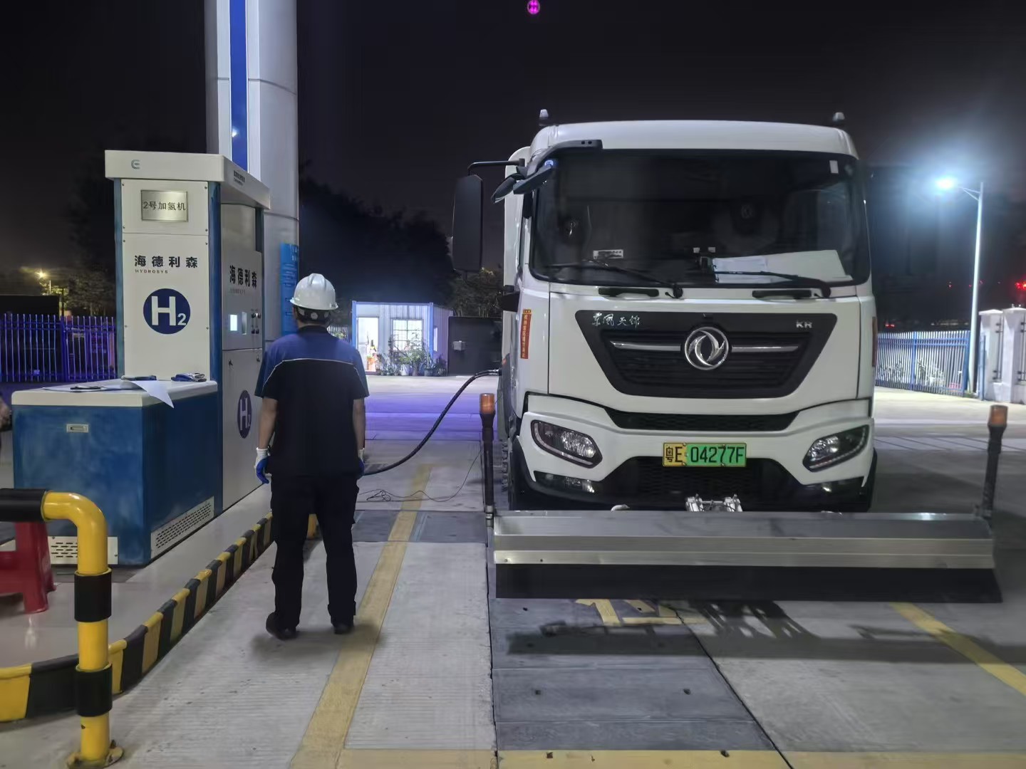 氢能产业站在了商业化的门口