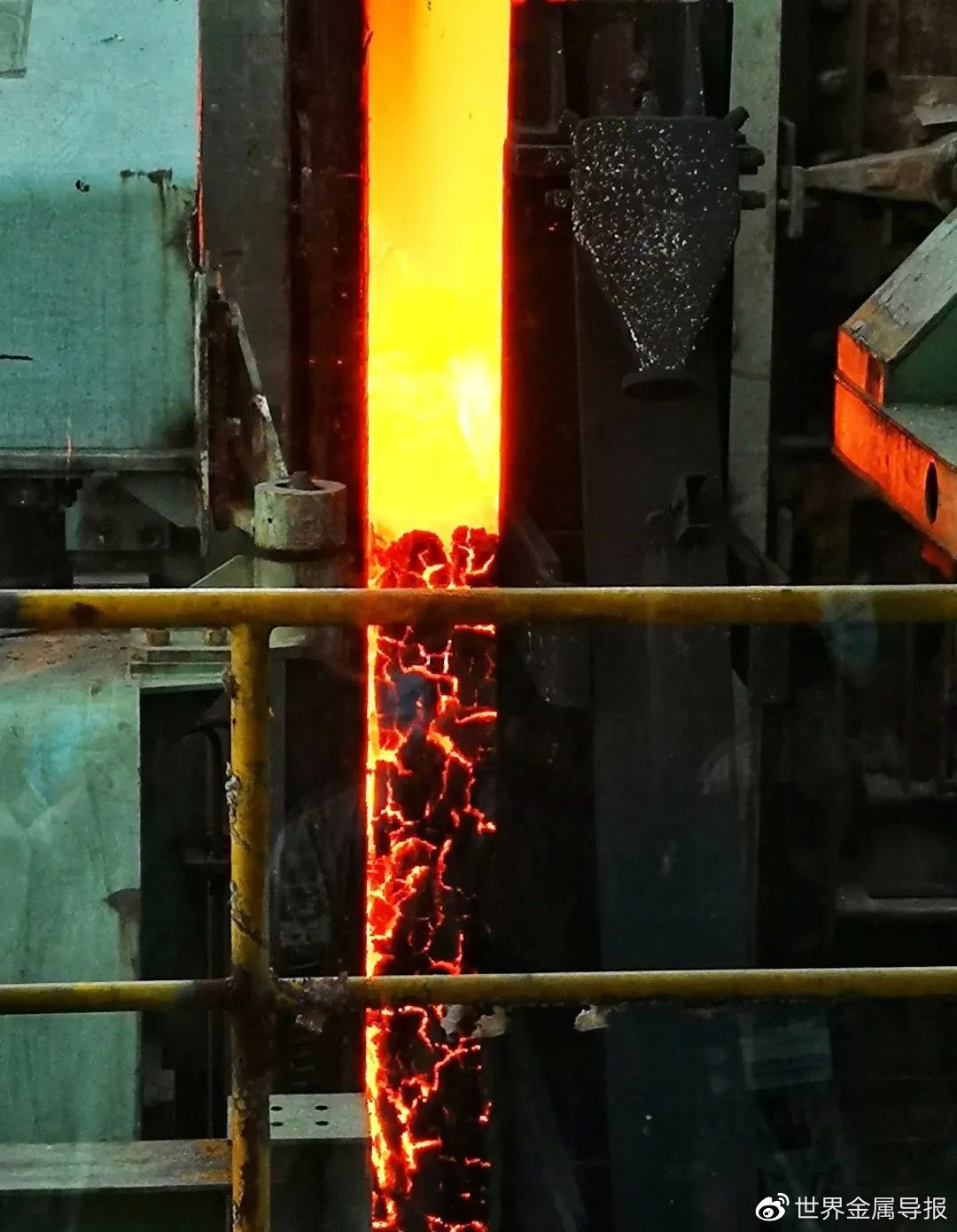 刘晓峰参赞出席穆通综合钢厂项目协调会