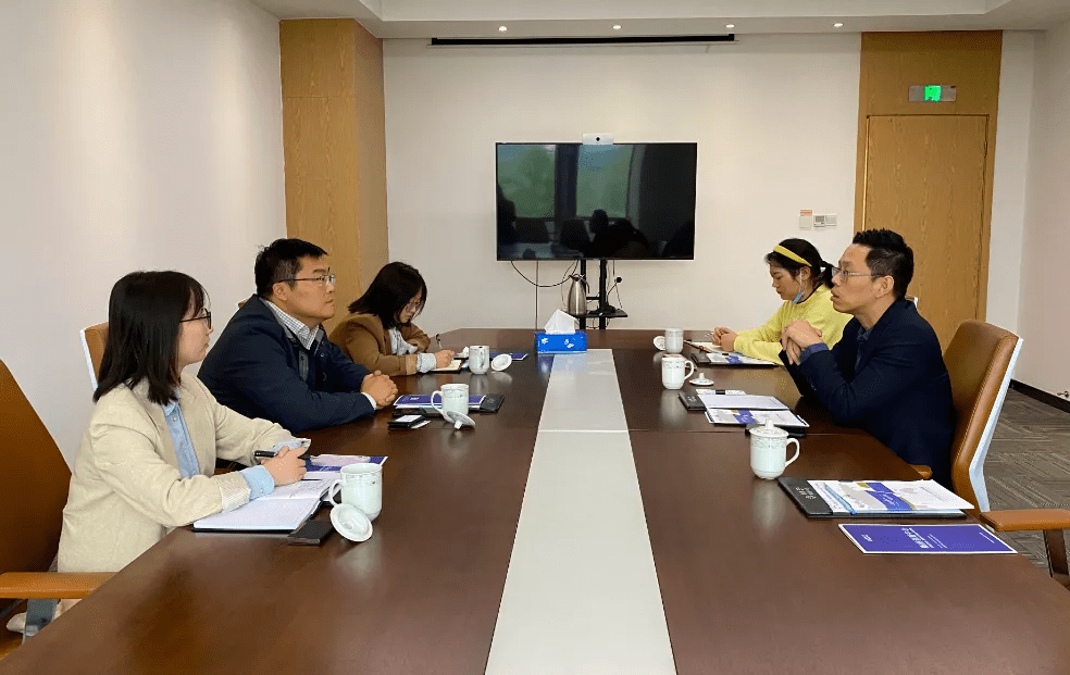 工信部部长李乐成调研信息技术创新应用和未来产业发展研究工作