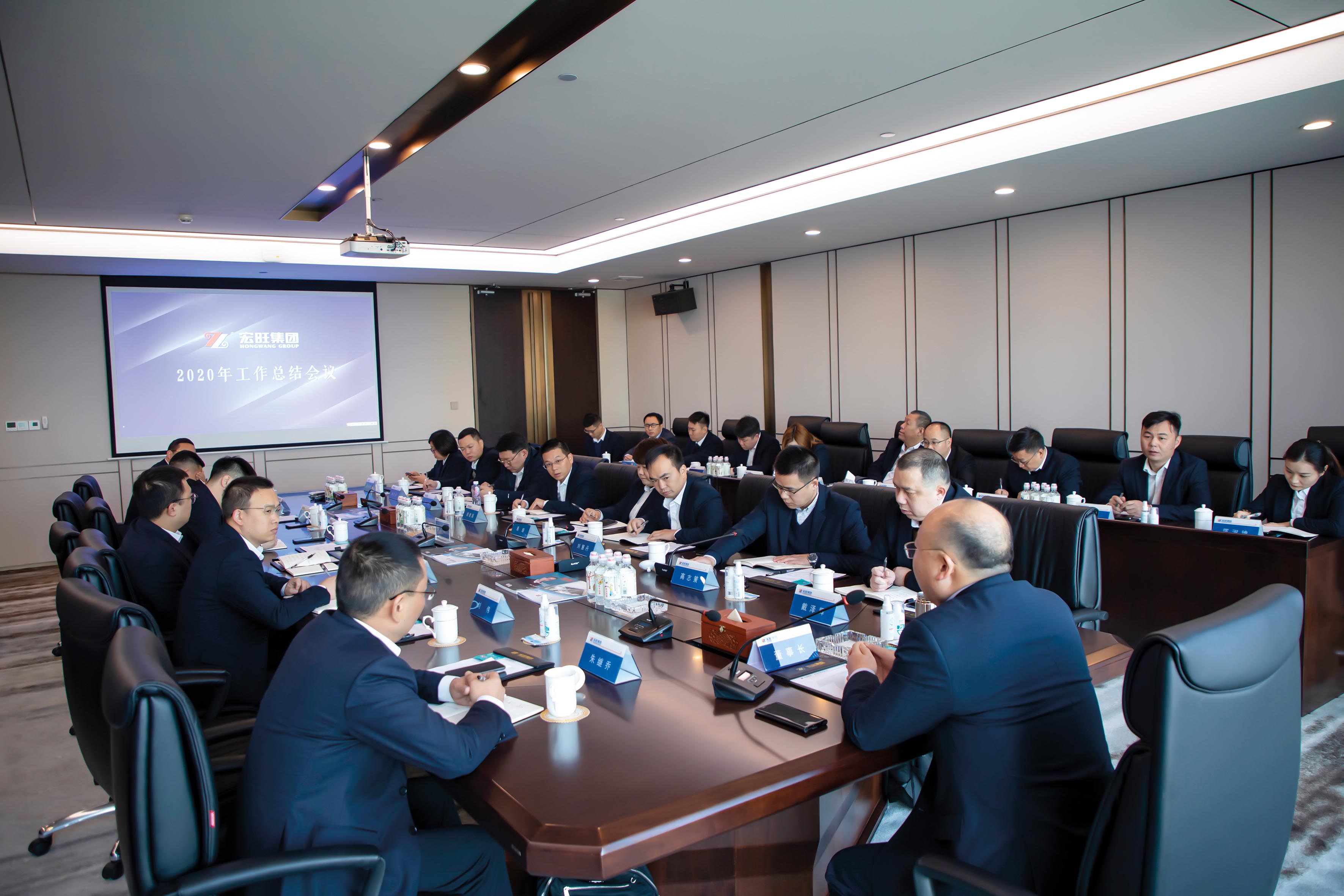 格利尔：3月18日董事朱从利、马成贤协议转让股份合计847.75万股