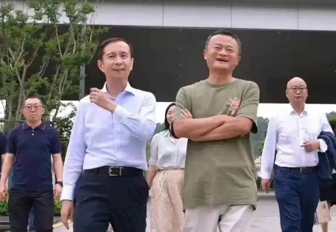 关于产业发展，雷军、蔡崇信、李东生最新发声！